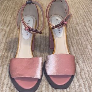 Ted Baker Errita Sandal